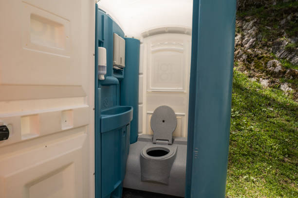 Best Portable restroom trailer rental  in Bryn Mawr Skyy, WA